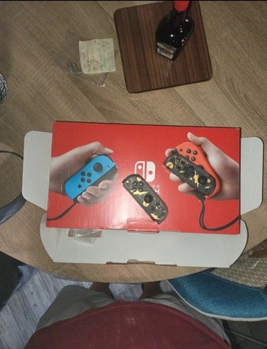 Switch 2 joys - +,