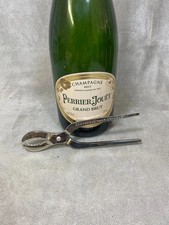 Perrier-Jouët pince à