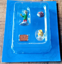 Village, Lucky Luke & Plastoy