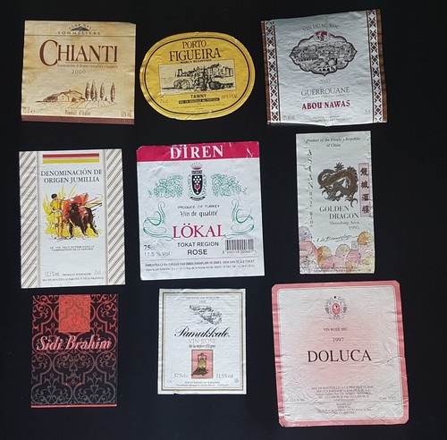 Lot étiquettes vin divers - de,