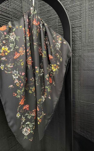 Woman hijab muslim headscarf - woman,