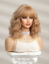 Perruque Synthétique Femme Courte Blond Foncé Wig A Frange - Kit Complet Pro