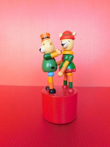 Figurine bois jouet - ,