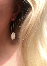 - Boucles d'oreilles cauris