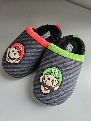 Super mario bros luigi - mario,