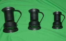 3 POTS PICHET anciens en étain Publicité DAMART  H 10,5 cm 9 cm 7,5 cm