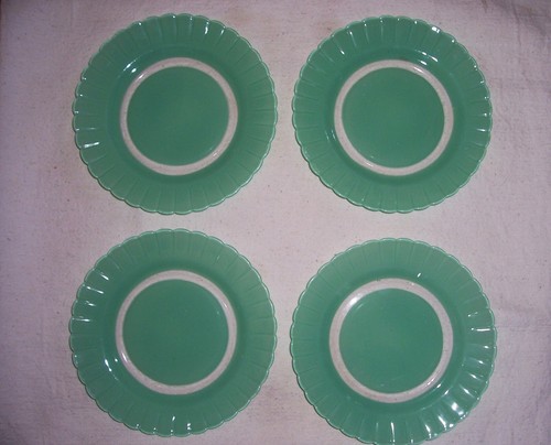 Lot neuf assiettes - lot,
