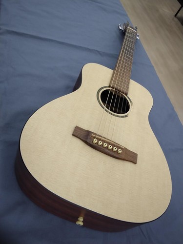 Mini guitare acoustique martin - guitare,