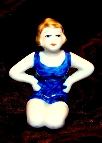 Figurine baigneuse pin sexy - baigneuse,