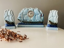 Horloge et vase en Barbotine de la manufacture de Sarreguemines « Esdeve »