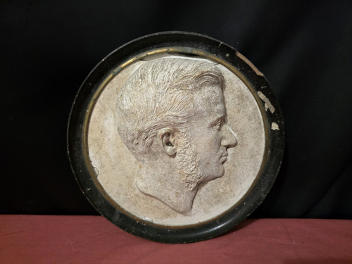 Bas relief ancien - plâtre,