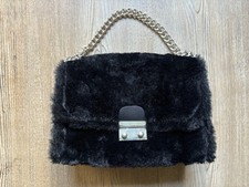 Stradivarius Petit Sac A Main Noir Fausse Fourrure Neuf