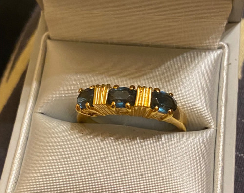 Merveilleuse bague saphir et - ,