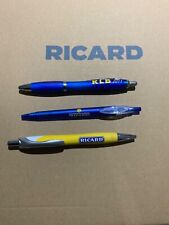 3 stylos Ricard