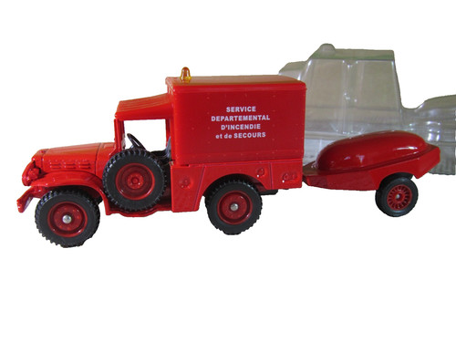 Solido dodge 4x4 pompiers - 1/43,