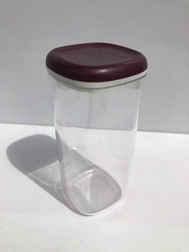 Tupperware clear - ❤️,