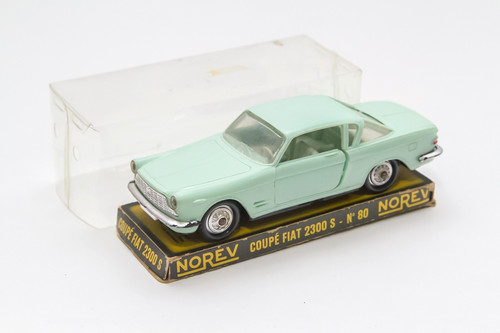 Norev fiat 2300 - norev,