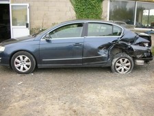 Moyeu avant droit VOLKSWAGEN PASSAT 5 5K0498621
