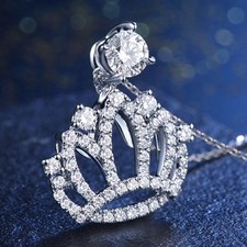 Pendentif couronne diamant