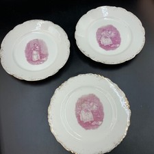 3 petites assiettes à pain