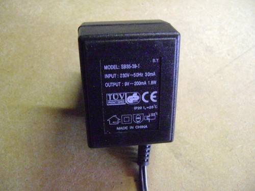 Adaptateur secteur