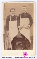 HOMMES BOUCHERS CHARCUTIERS