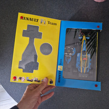 NEW RAY 1/24 RENAULT F1 TEAM SPIRIT  radio commandée Ref 89836A  burago polistil