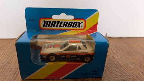 Matchbox pontiac fiero mb2 - matchbox,