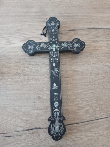 Ancienne croix chrétienne