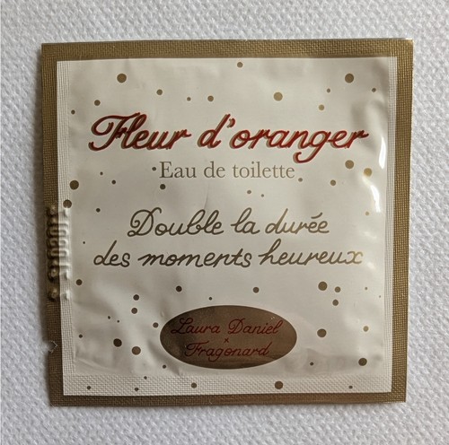 Echantillon eau toilette - eau,
