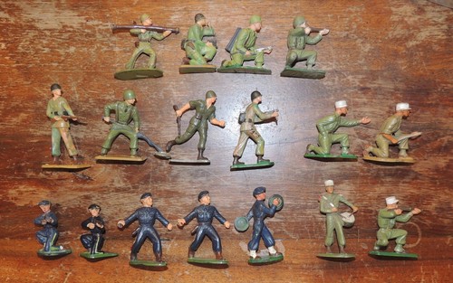 Lot militaires starlux - ,