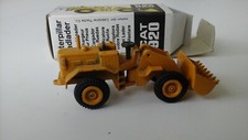 NZG n° 112 - Chargeur CAT 92O sur pneus -1/87°(?) - boîte