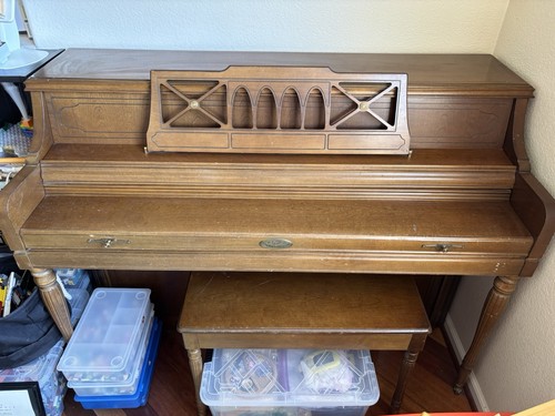 Vintage wurlitzer spinet - 🎹,
