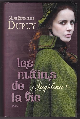 Angélina les mains - les, de