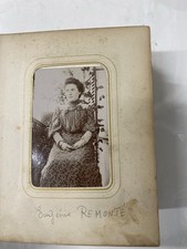 Ancien album de souvenirs