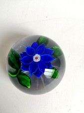 SULFURE. PRESSE PAPIER. BACCARAT. SAINT LOUIS.