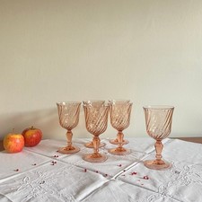 6 verres à pied rose vin eau