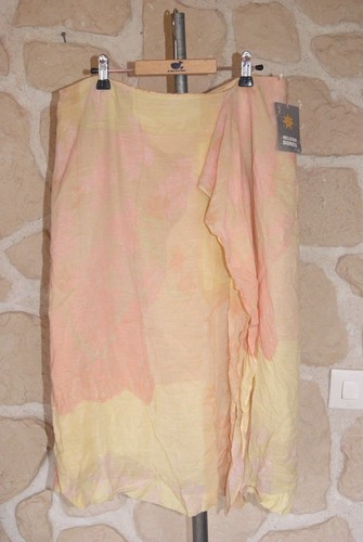 Jupe neuve ton pastel taille