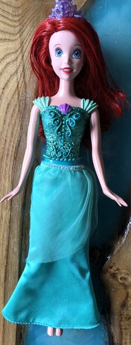 Poupée barbie ariel - la, petite