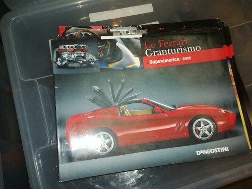 Livre voiture livret ferrari - -,