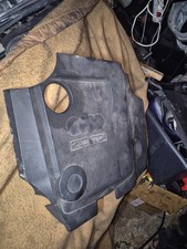 cache moteur Audi A4 B7  2l