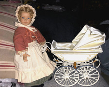 HEIDI OTT Poupée en vinyle avec son landau d'origine MARKLIN Vinyl Artist Doll 