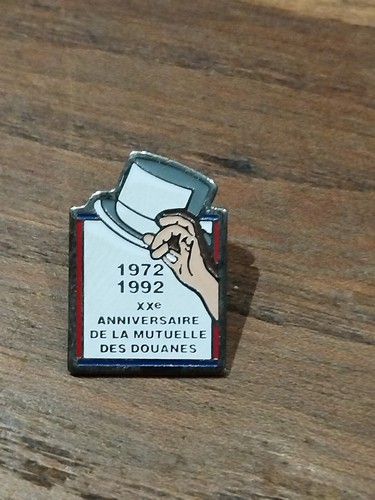 Pin vingtieme anniversaire - pin's,