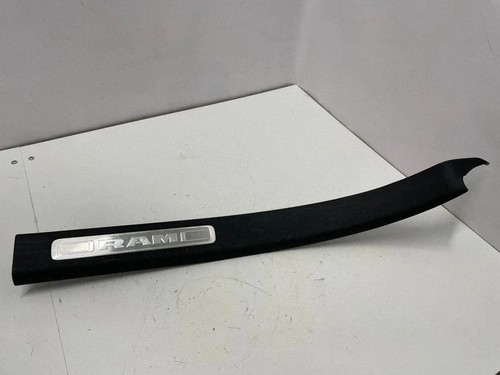 Dodge ram van garniture - ram,