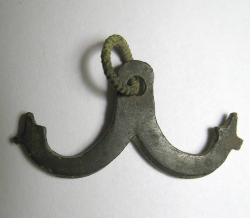 Raincoat anchor hook - , or