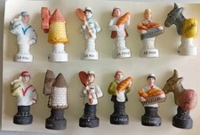 serie de 12 feves jeu d'echec la boulangerie 2005 prime