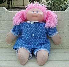 POUPÉE DE CHIFFON DE 42 CM CORPS SOUPLE ET TÊTE SILICONE