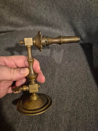 Ancienne potence lanterne - ancienne,