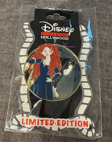 Disney pixar pin - pixar,
