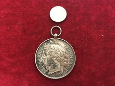 médaille piece N 113 